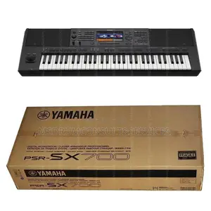 Yamaha PSR Sx700
