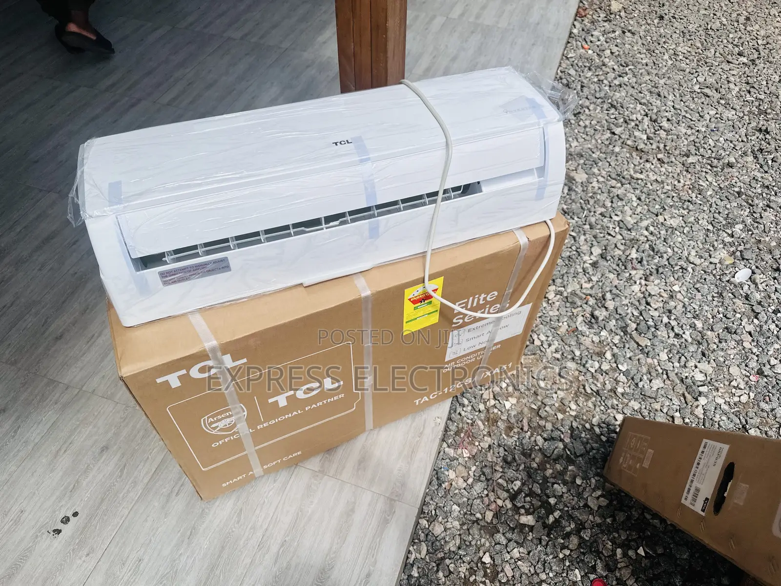 Fresh in Box TCL 1.5hp R410