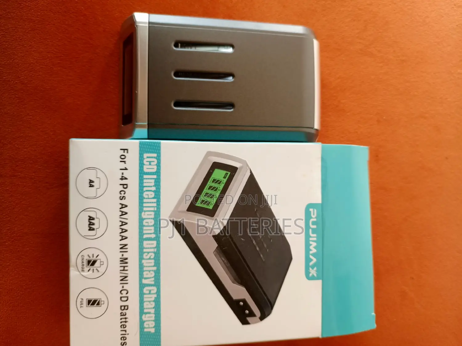 Aa Aaa 4 Slot Digital Battery