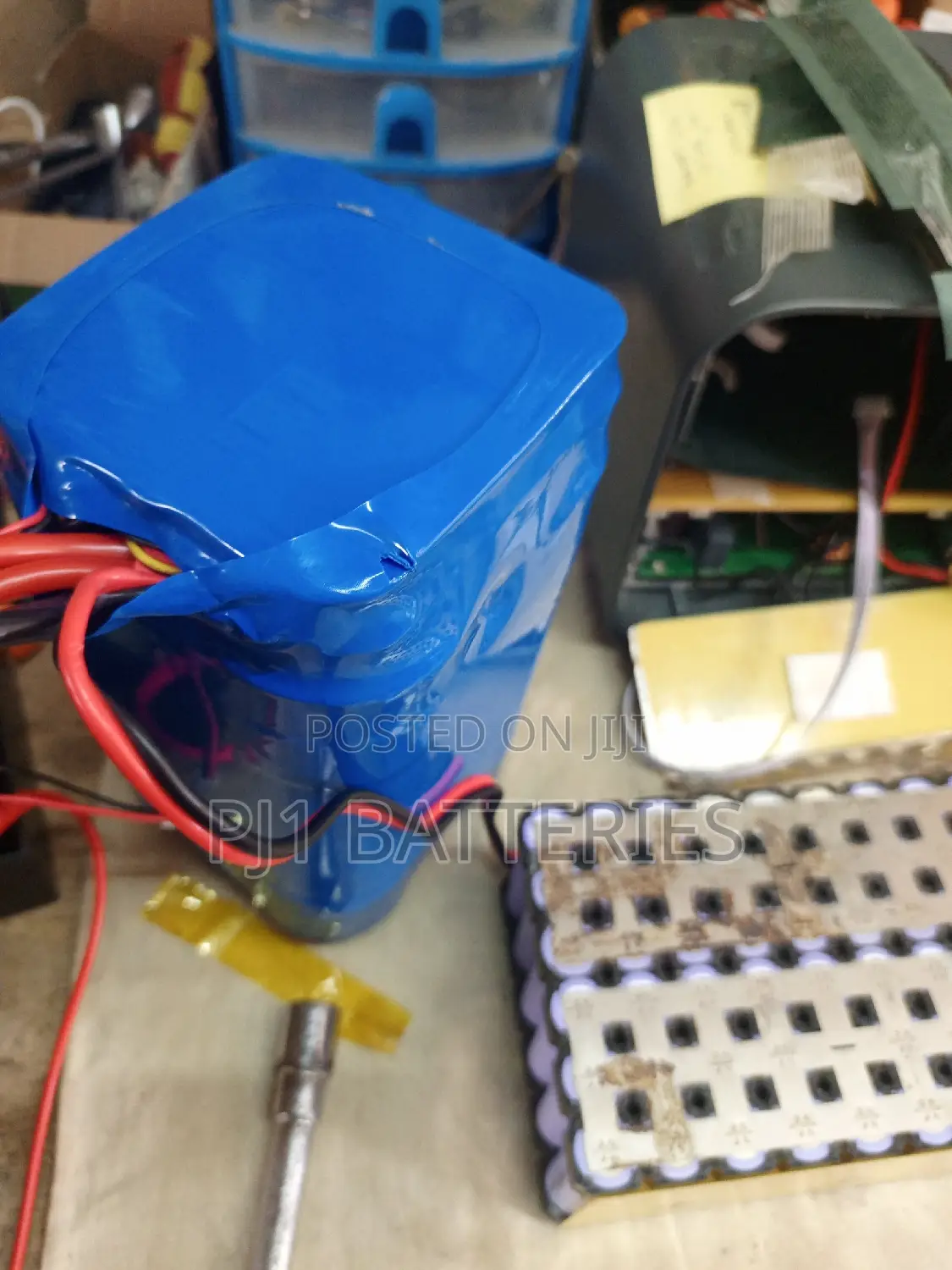 Battery Pack Building Spot Welding