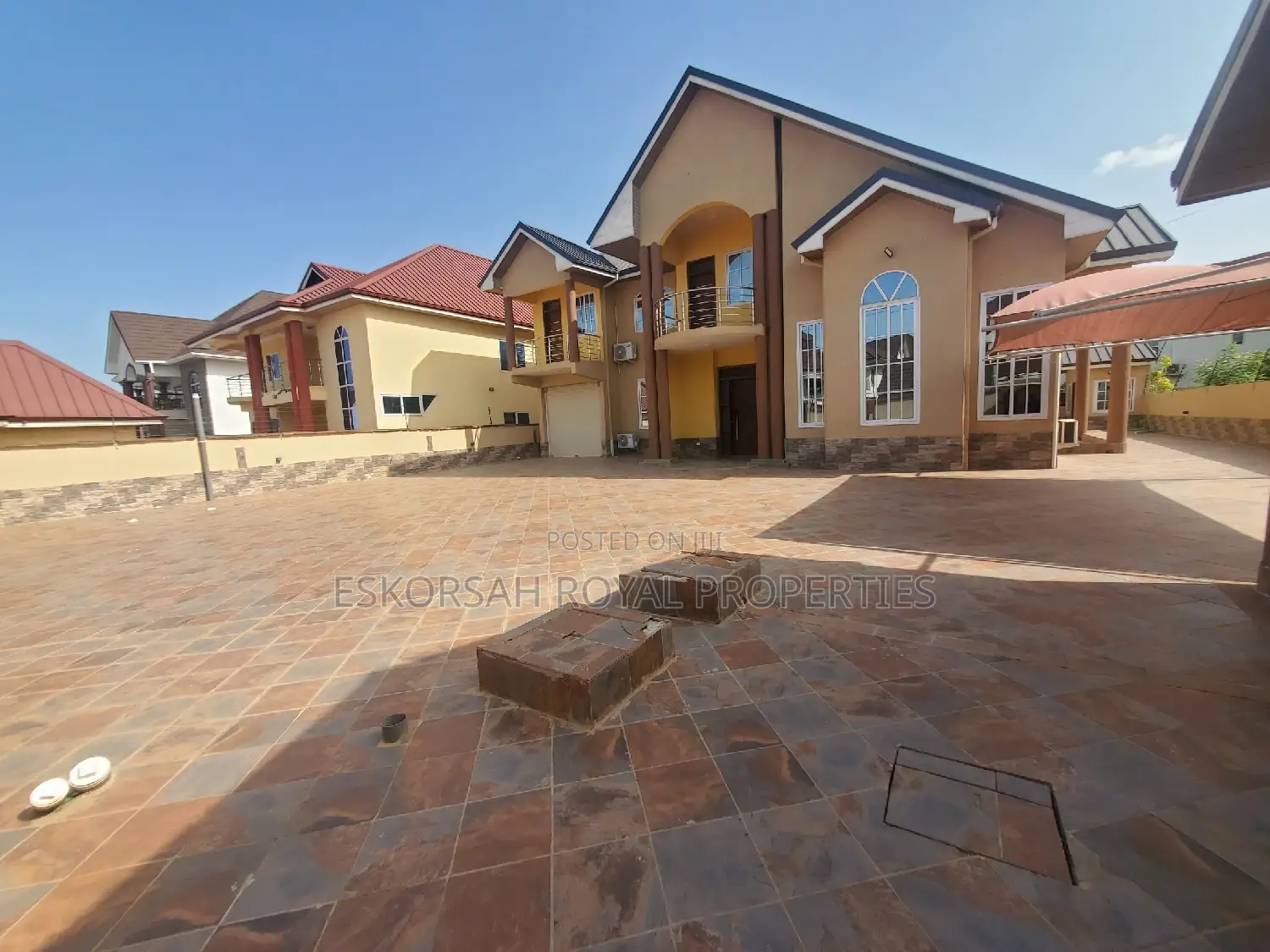 5bdrm House in East Legon Hills, School Junction for rent