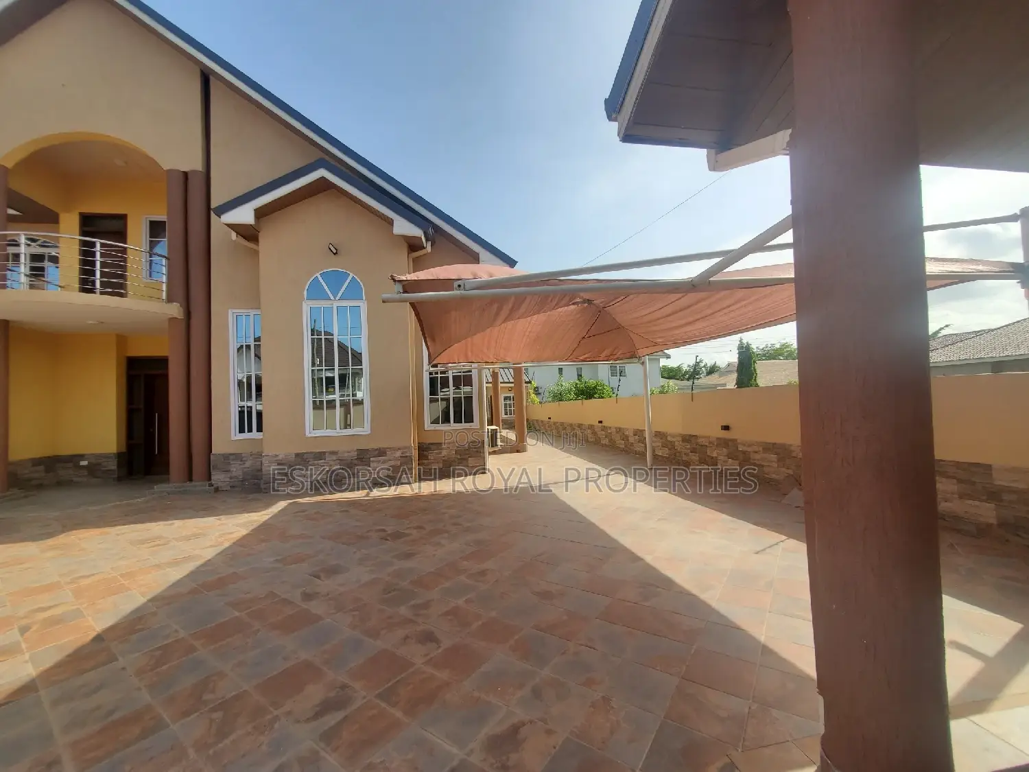 5bdrm House in East Legon Hills, School Junction for rent
