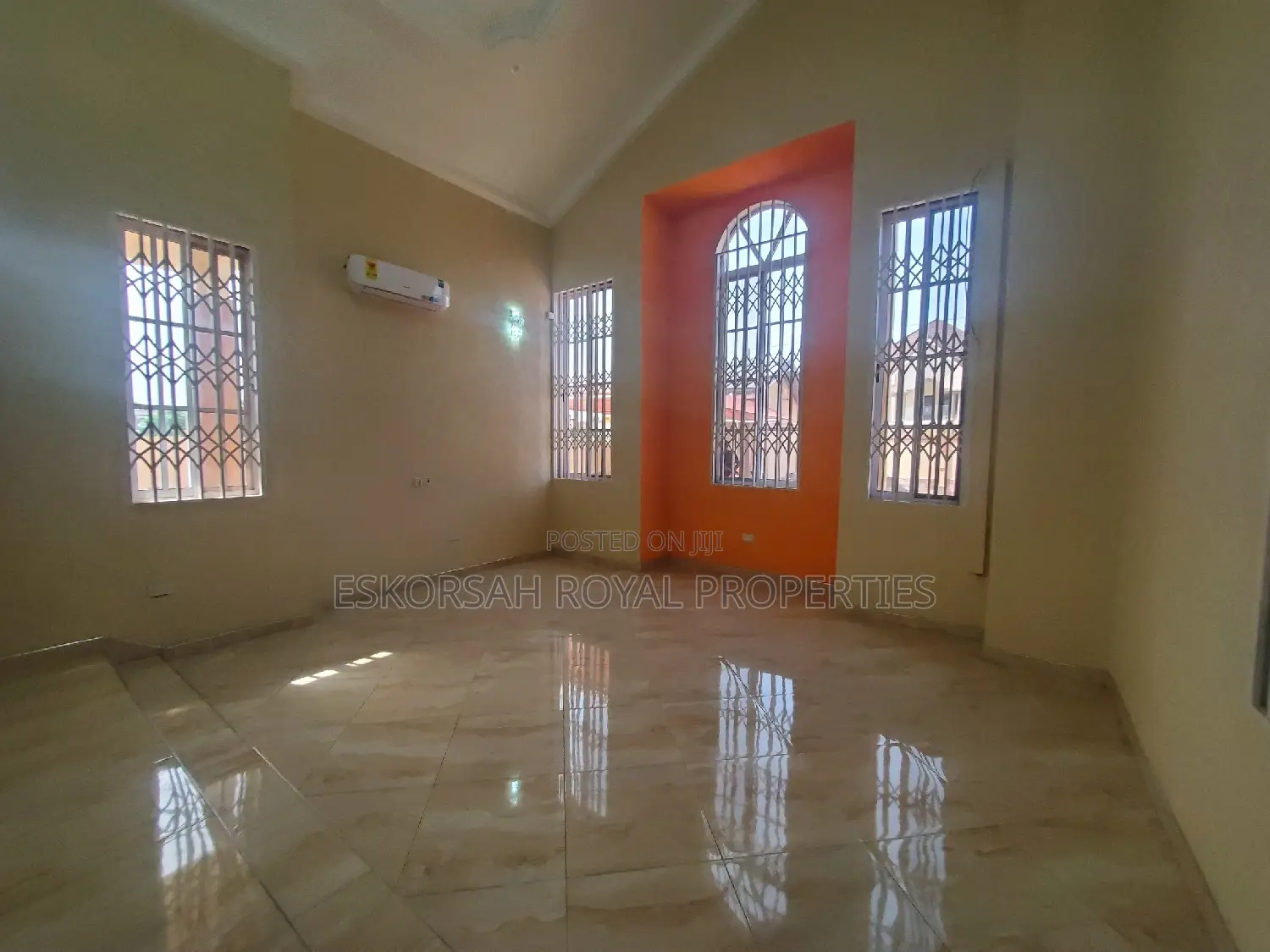 5bdrm House in East Legon Hills, School Junction for rent