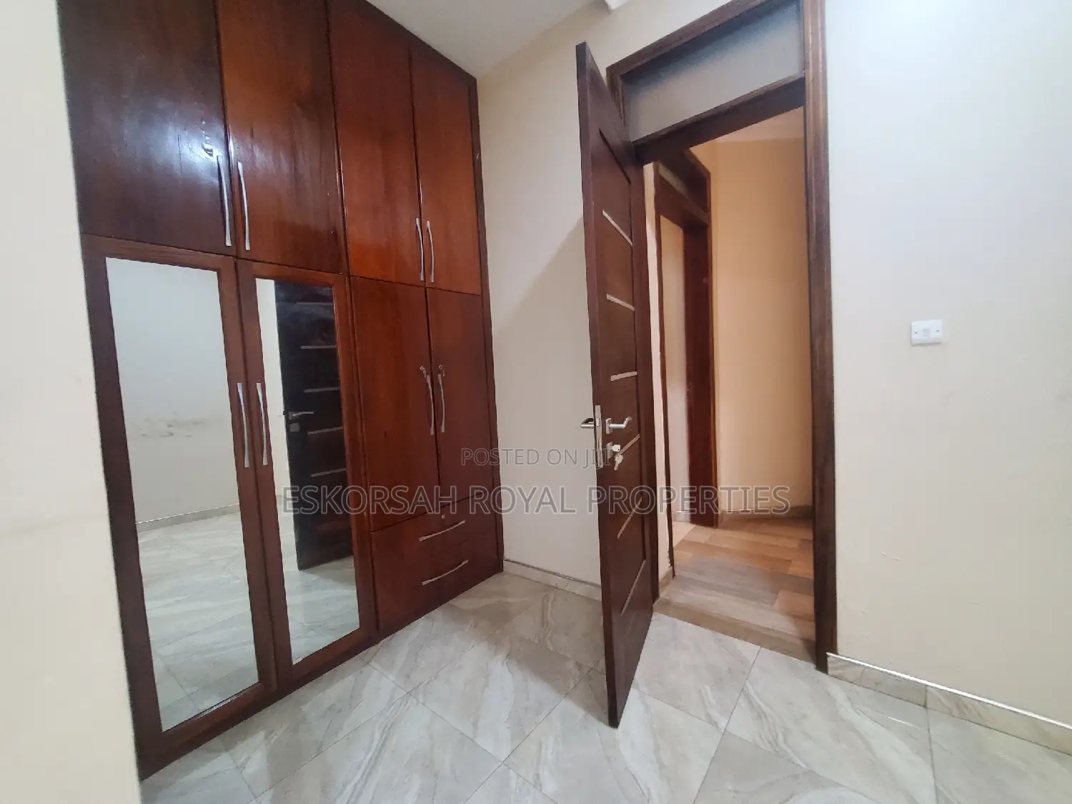 5bdrm House in East Legon Hills, School Junction for rent