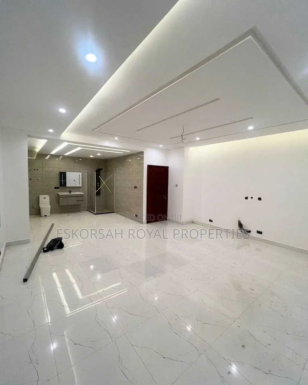 4bdrm House in East Legon Hills, School Junction for sale