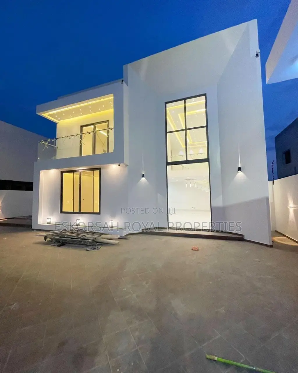 4bdrm House in East Legon Hills, School Junction for sale