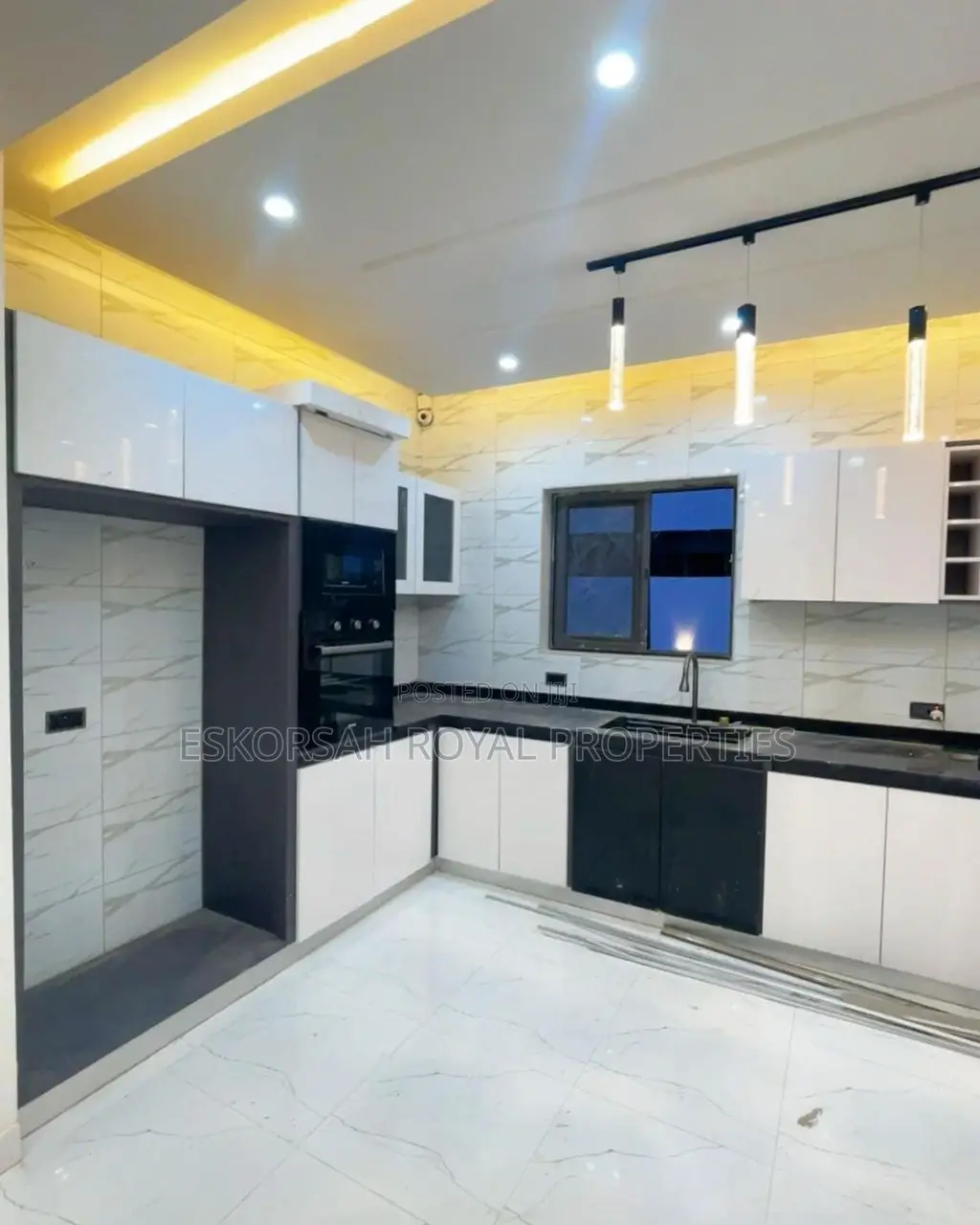 4bdrm House in East Legon Hills, School Junction for sale