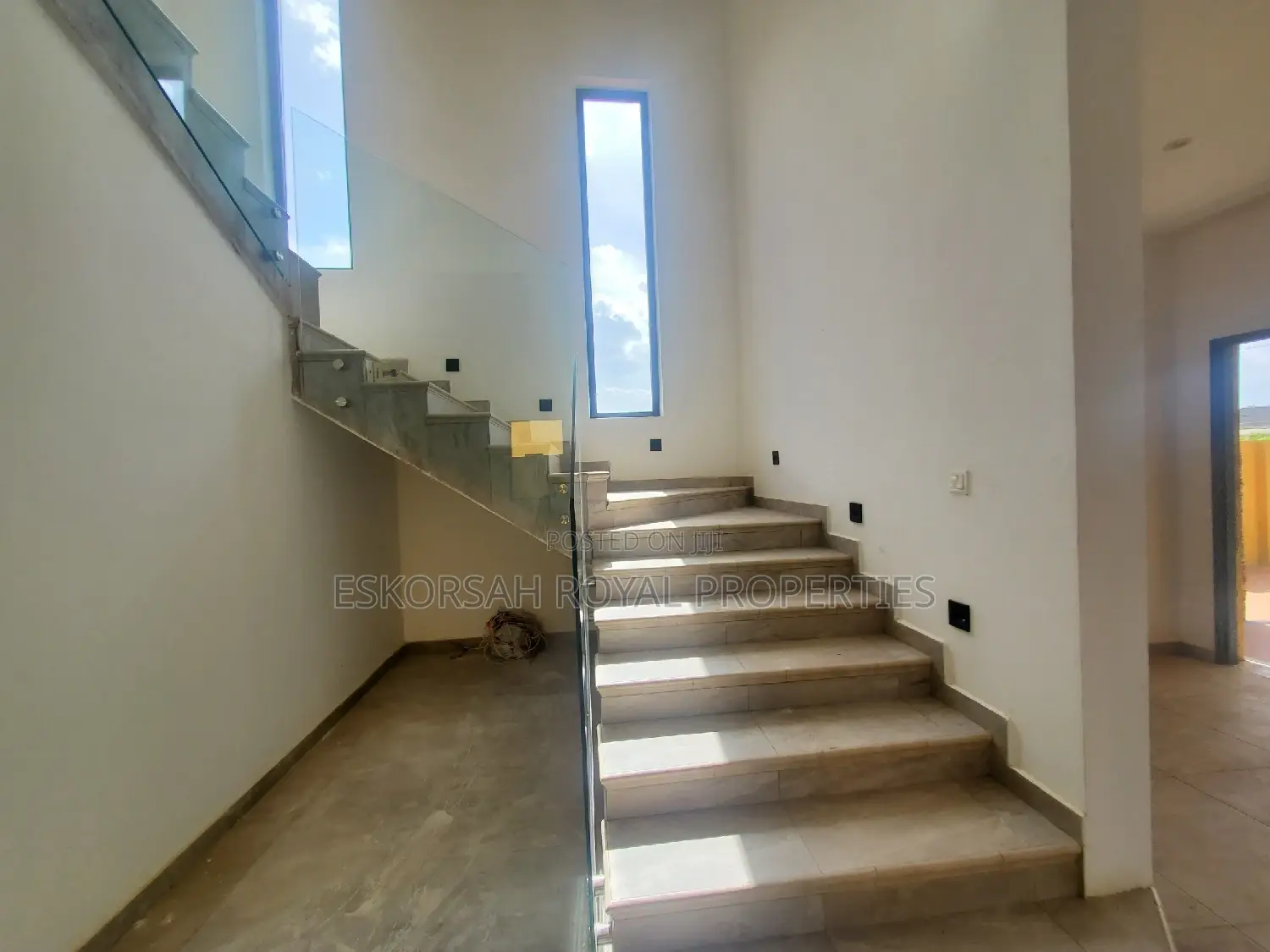 4bdrm House in East Legon Hills, School Junction for rent