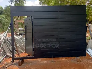 Swing Single Gate