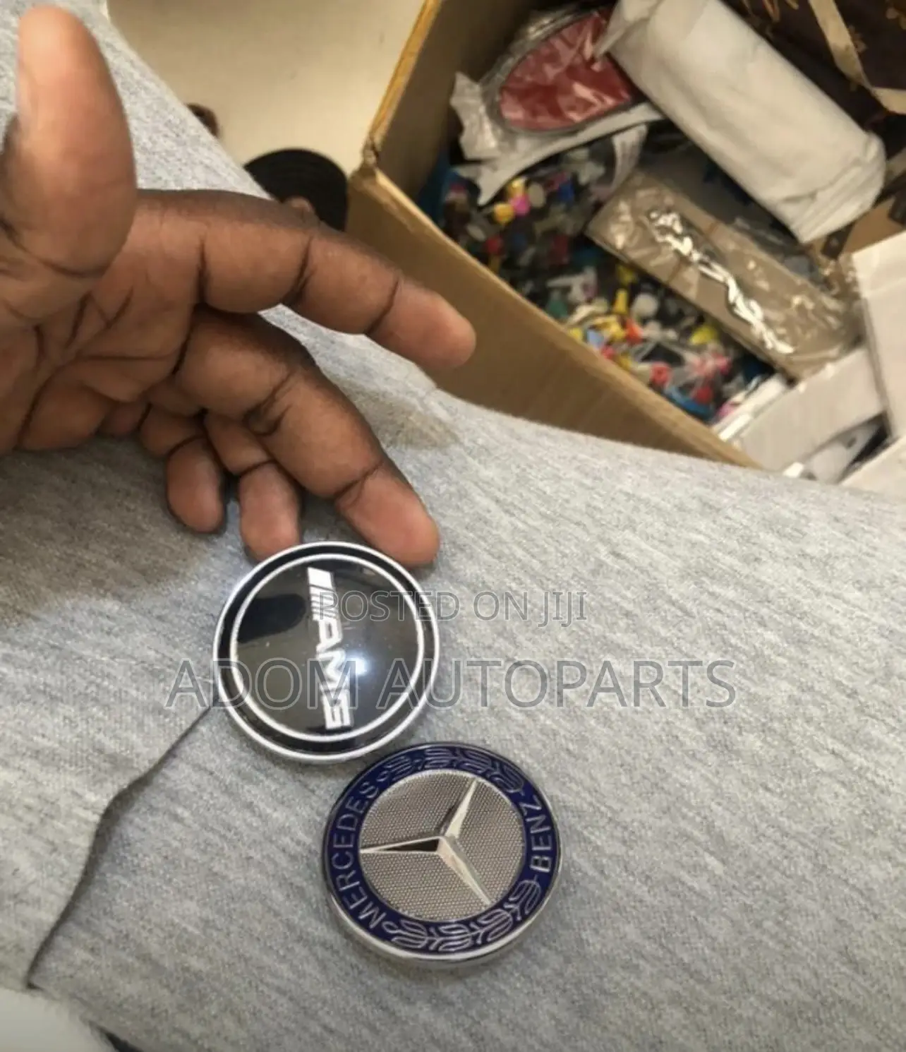 Mercedes Benz C300 Amg E350 Bonnet Crown