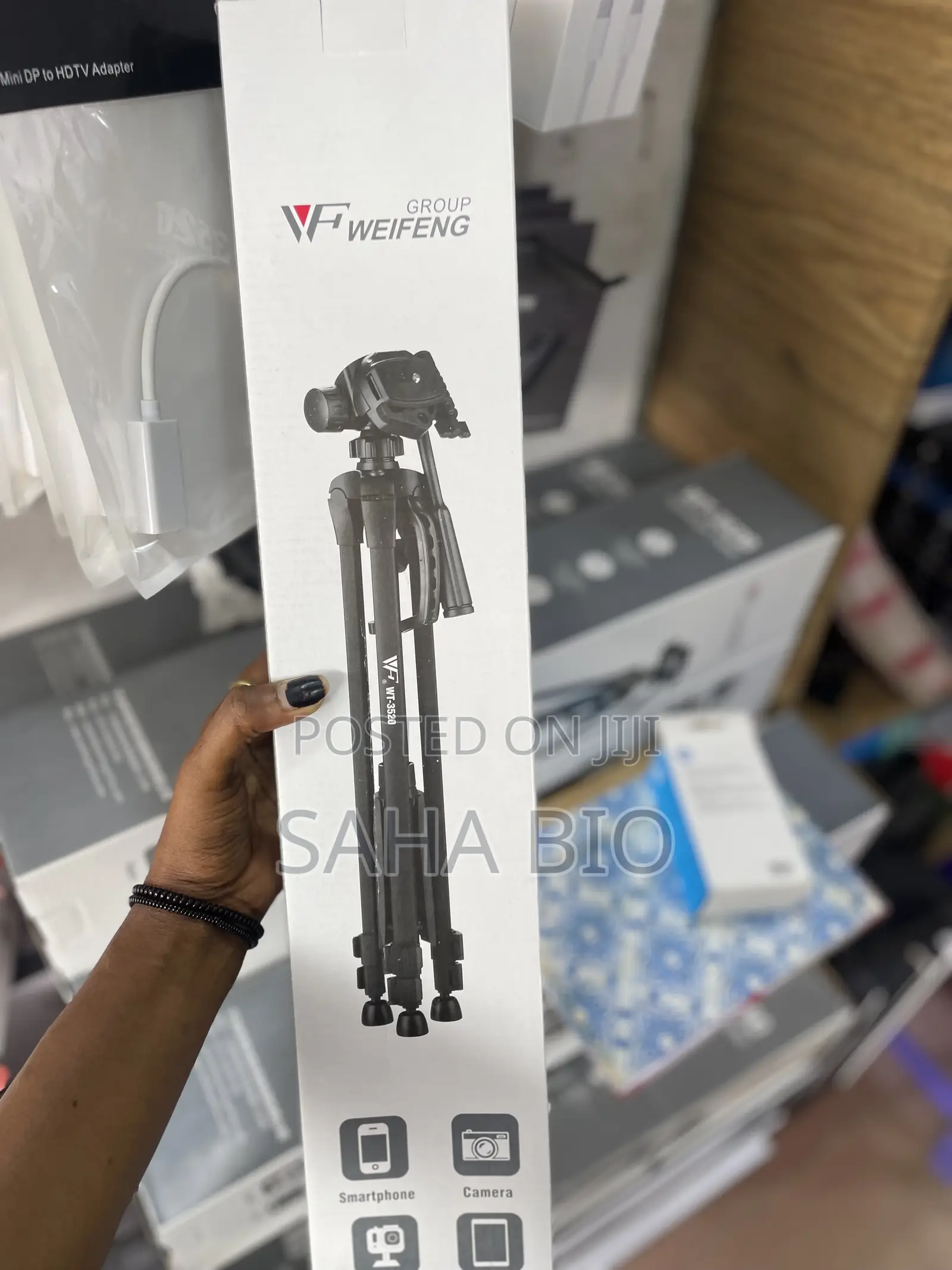 Brand New Tripod Stand 3520