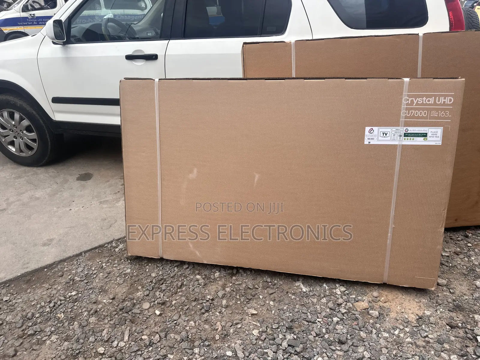 Very Slim Sleek Design Samsung UHD 65”Cu7000 Tv.