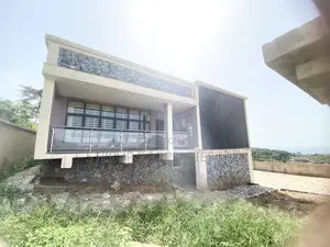 4bdrm House in Aburi, Akuapim South for sale