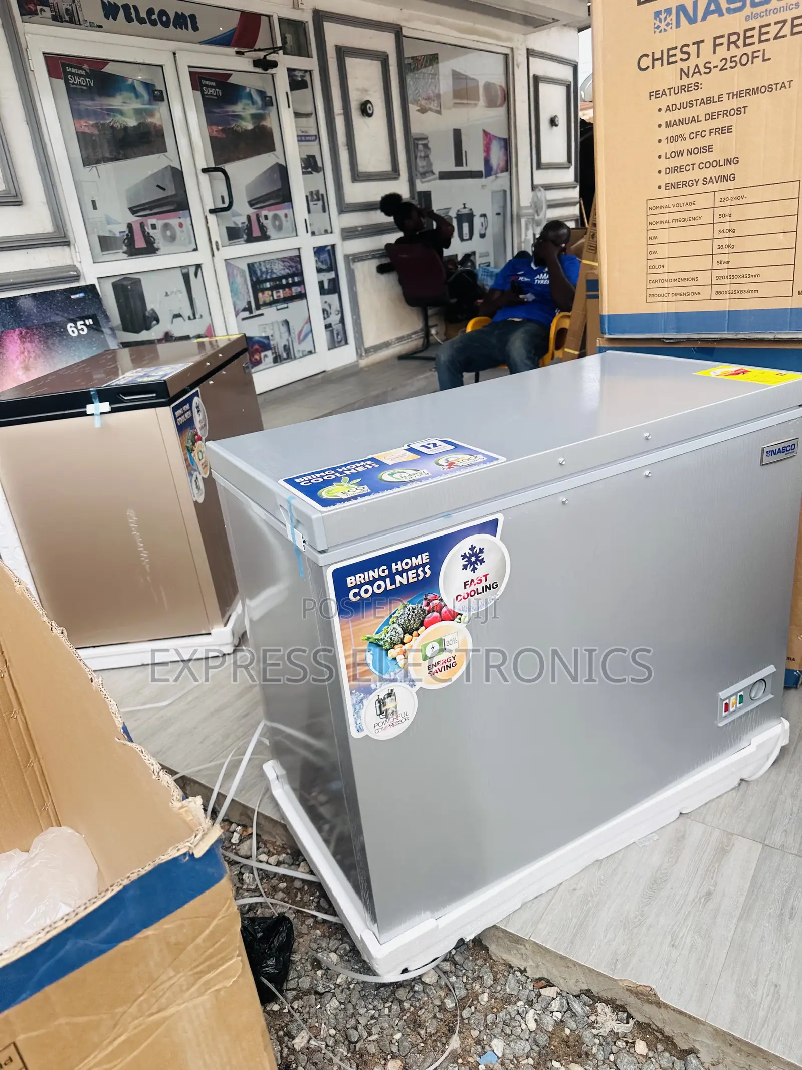 250L Chest Freezer Single Door Nasco. 