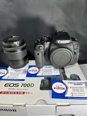 Canon 700d With Lens