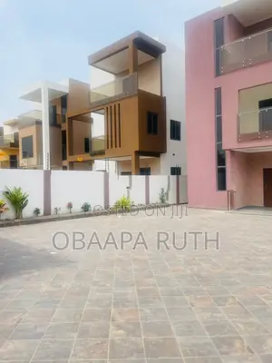 5bdrm Duplex in East Legon for rent