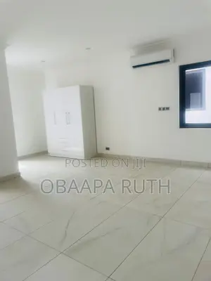 5bdrm Duplex in East Legon for rent