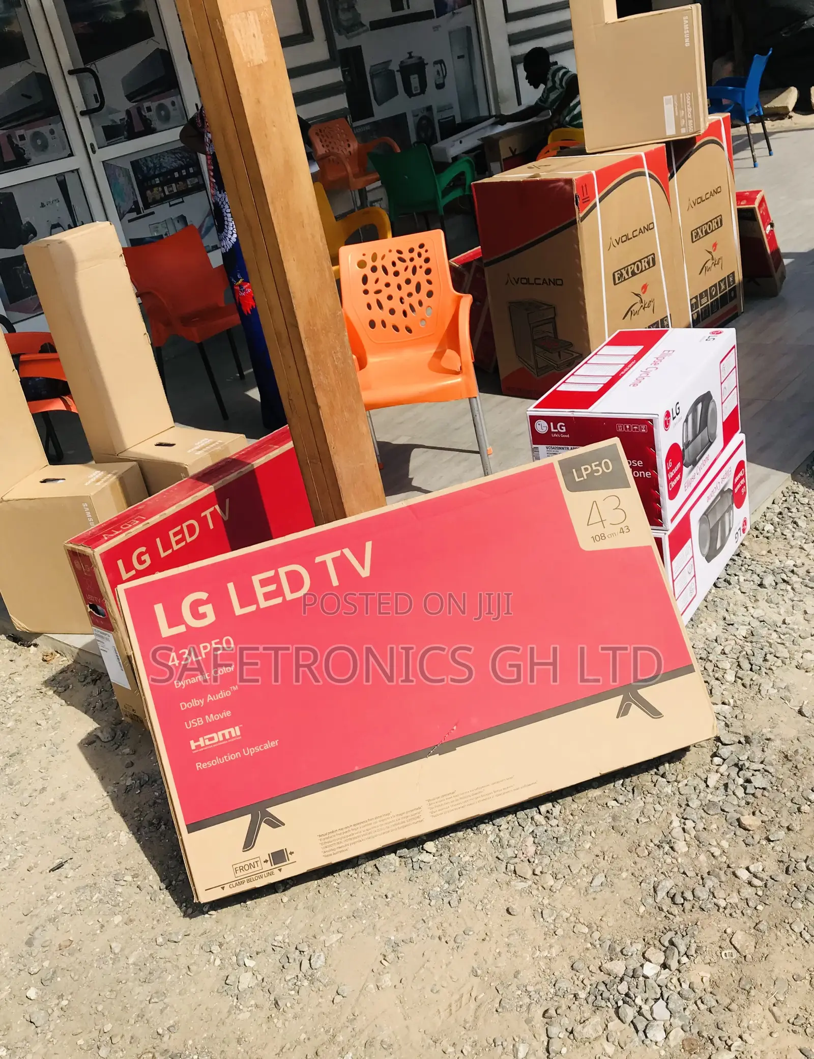 43 Inches Glossy Led Electric Black Lg LP50 Tv