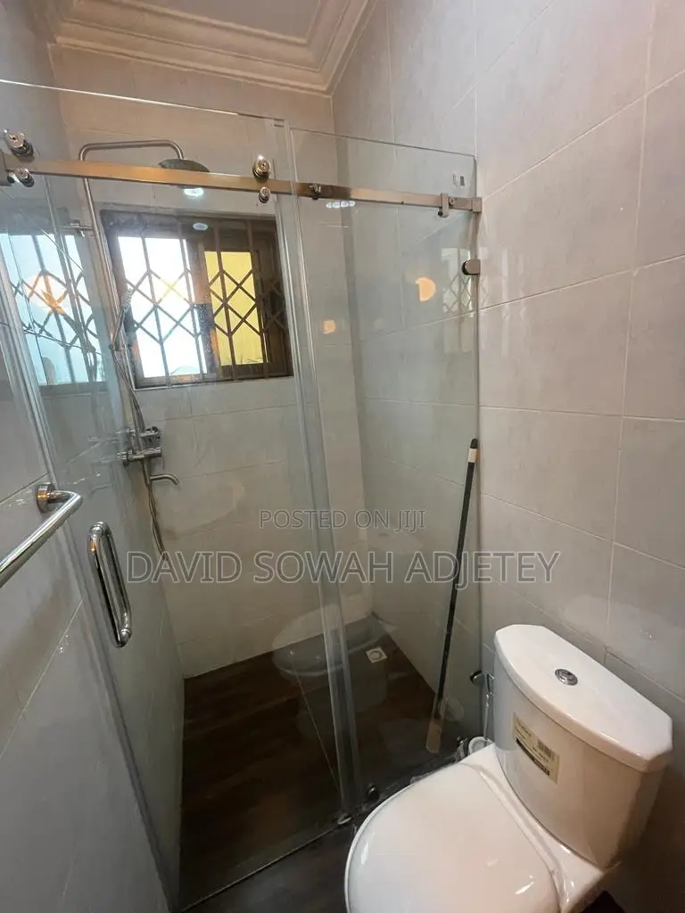 2bdrm Apartment in Tseaddo, Labadi for rent
