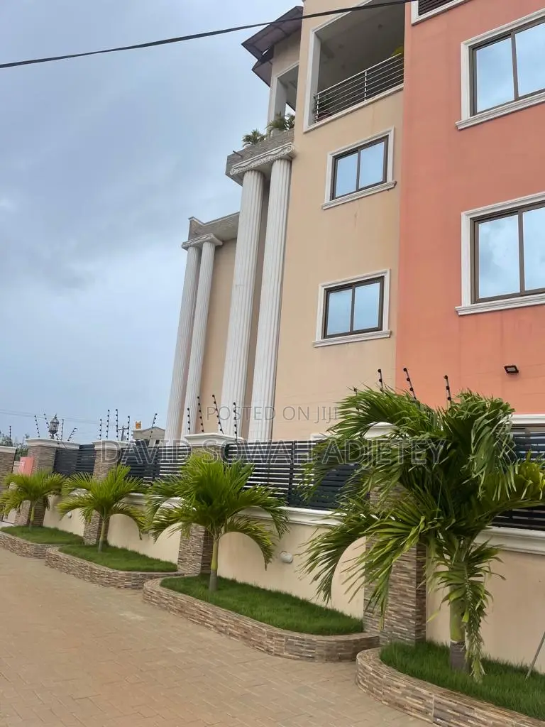 2bdrm Apartment in Tseaddo, Labadi for rent