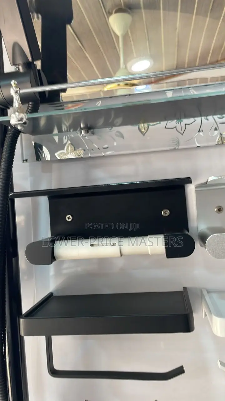 Modern Troll Holder