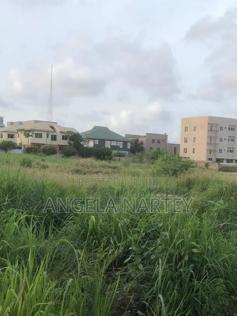 Land for Sale at Sakumono Estates