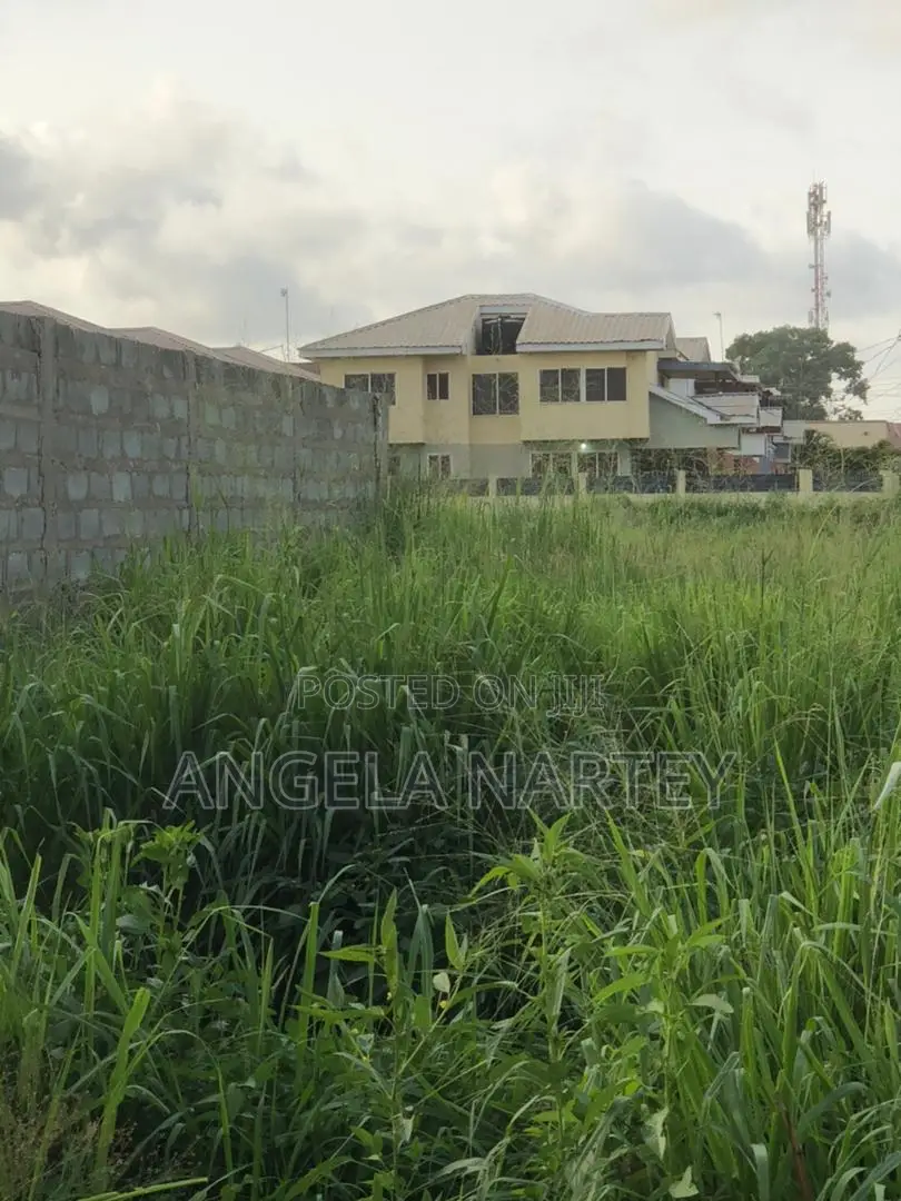 Land for Sale at Sakumono Estates