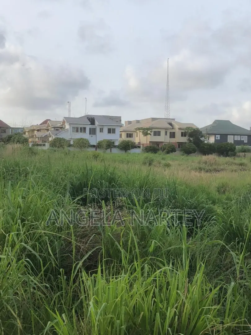 Land for Sale at Sakumono Estates