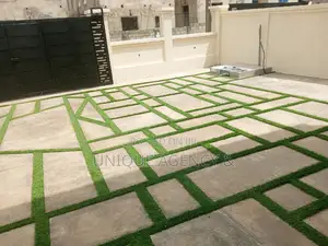 4bdrm Duplex in East Legon for sale