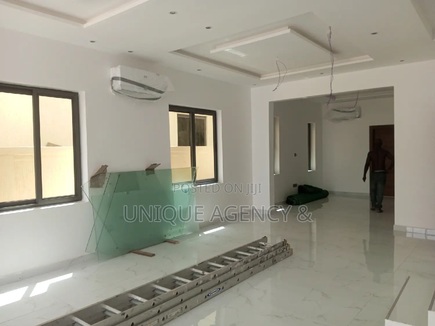 4bdrm Duplex in East Legon for sale