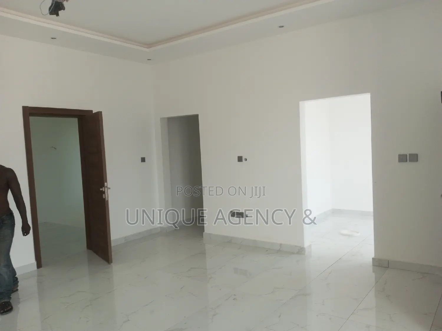 4bdrm Duplex in East Legon for sale