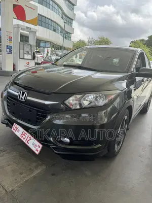 Photo - Honda HR-V EX AWD 2018 Green