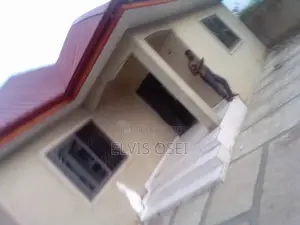 3bdrm House in Sapeiman Opah, Accra Metropolitan for sale