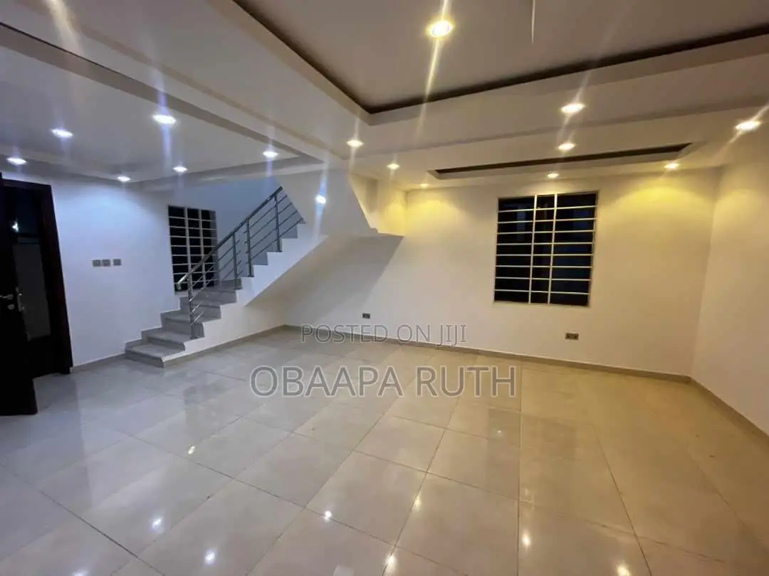 4bdrm House in East Legon for rent