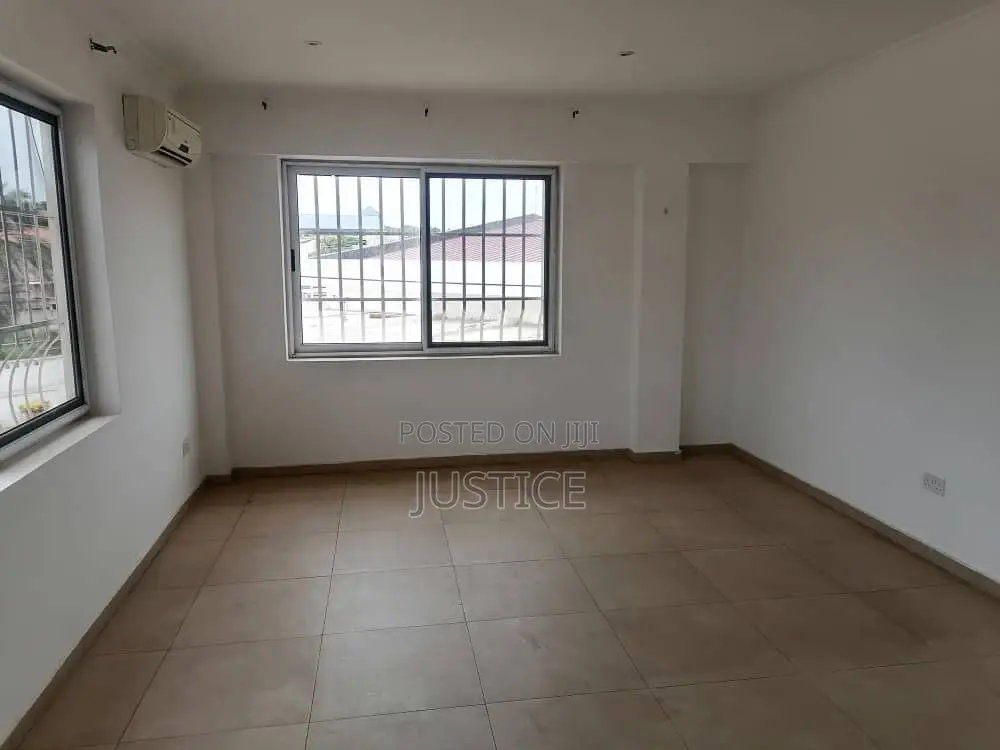 2bdrm Townhouse / Terrace in East Legon Hills for rent