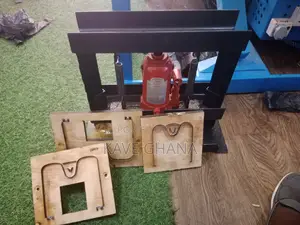 Take Away Rubber Cutting Machine