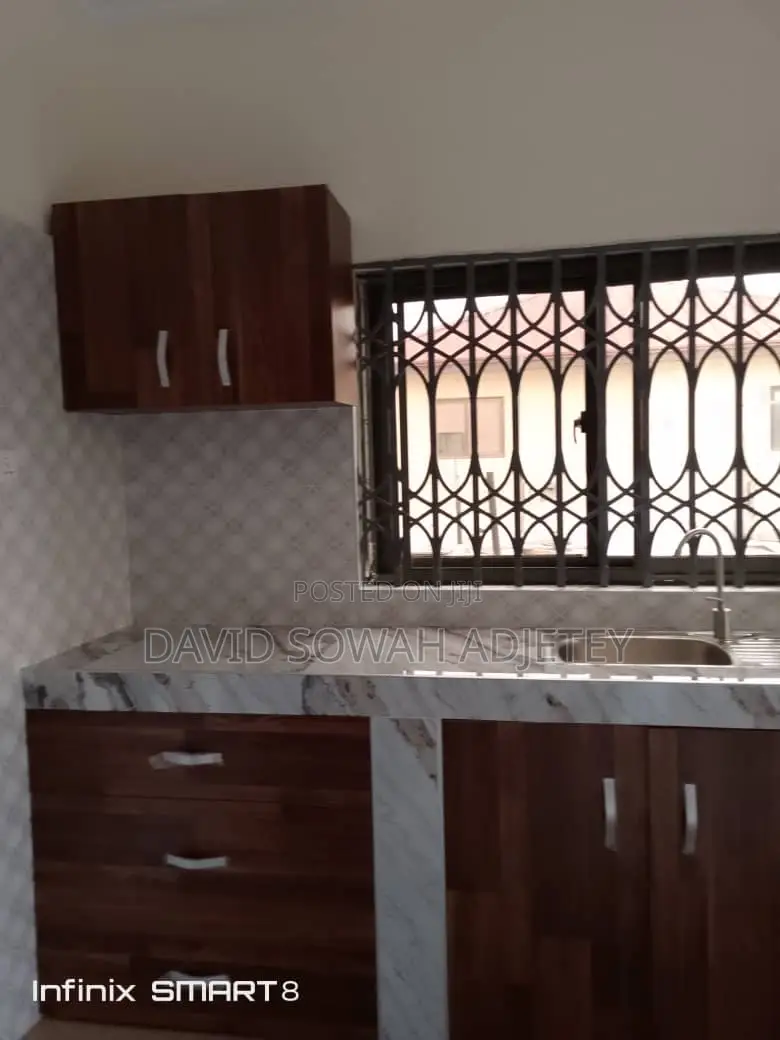 2bdrm Apartment in Bushroad, Teshie for rent
