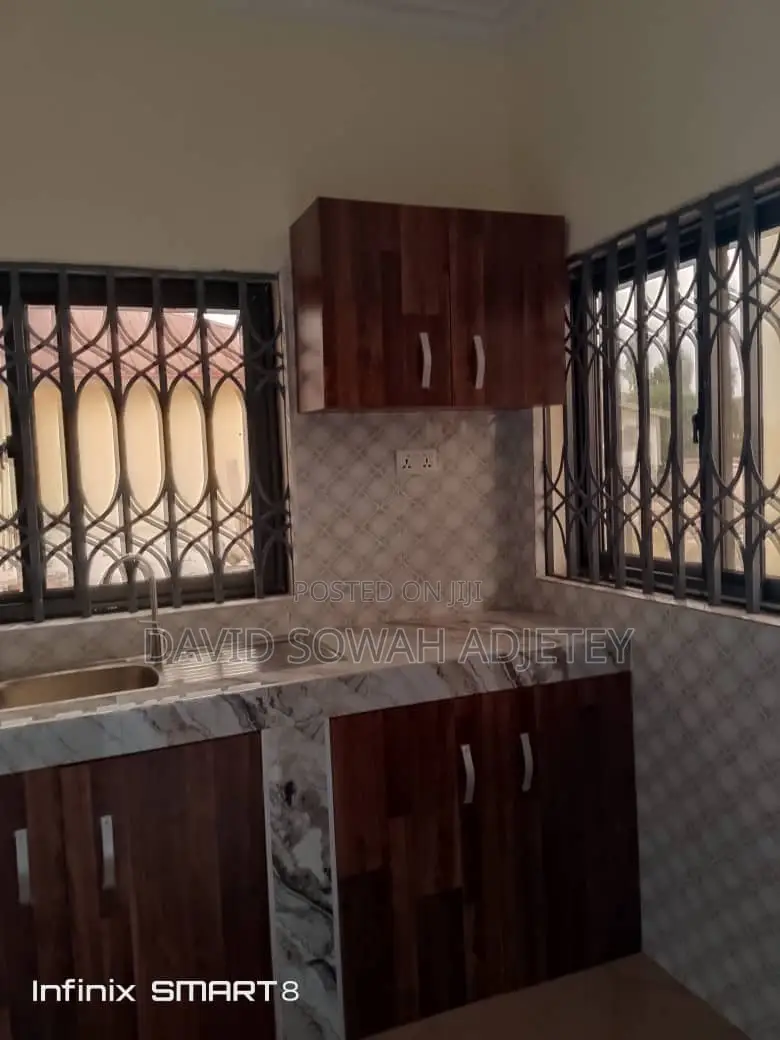 2bdrm Apartment in Bushroad, Teshie for rent