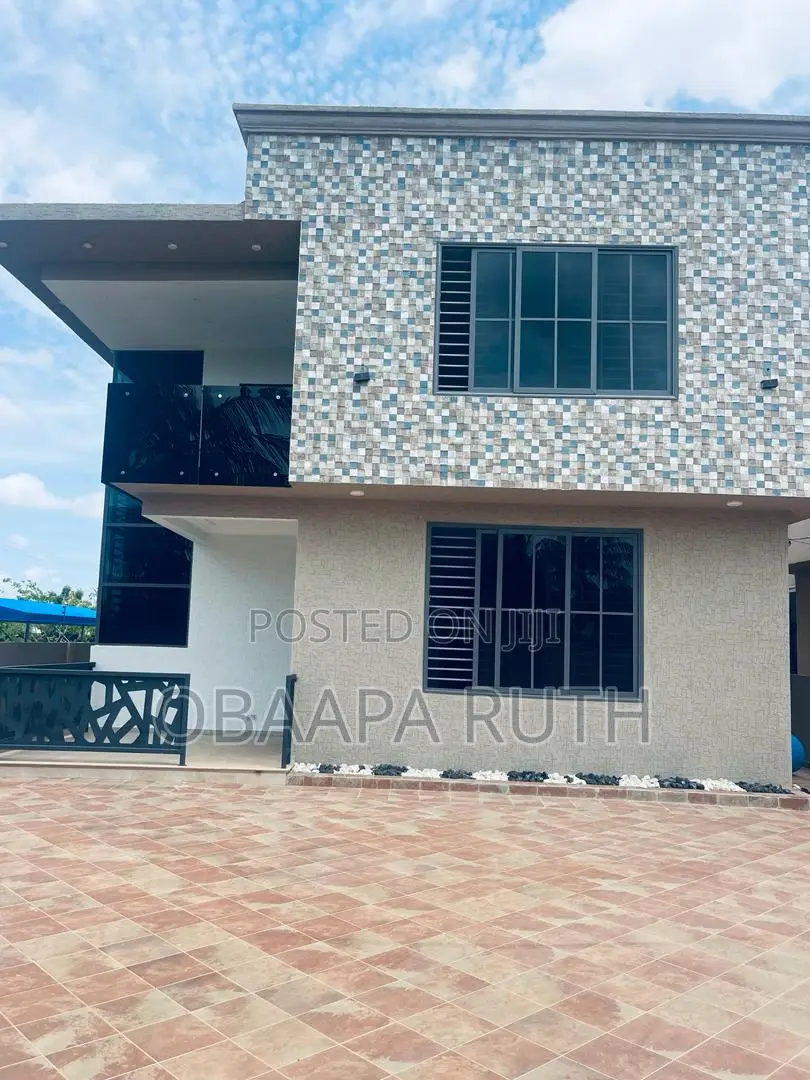 4bdrm House in Lakeside Estate for rent