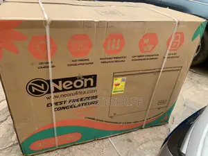 Neon Chest Freezer 316 Liters