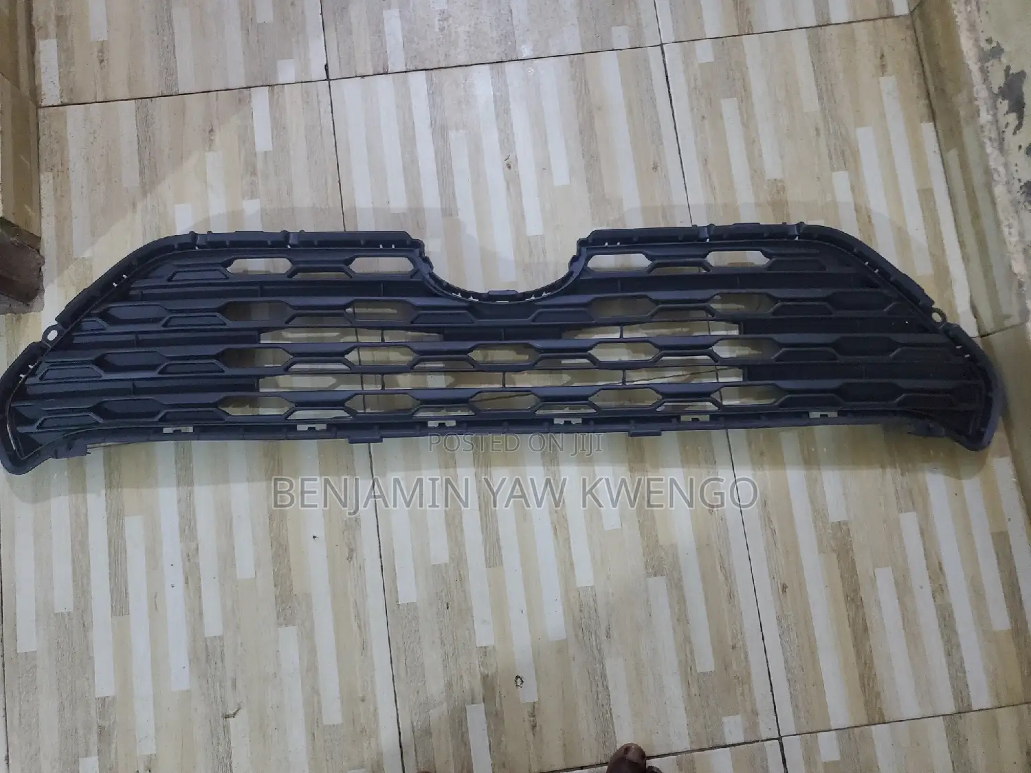 Toyota Rav4 2019 Bumper Grill