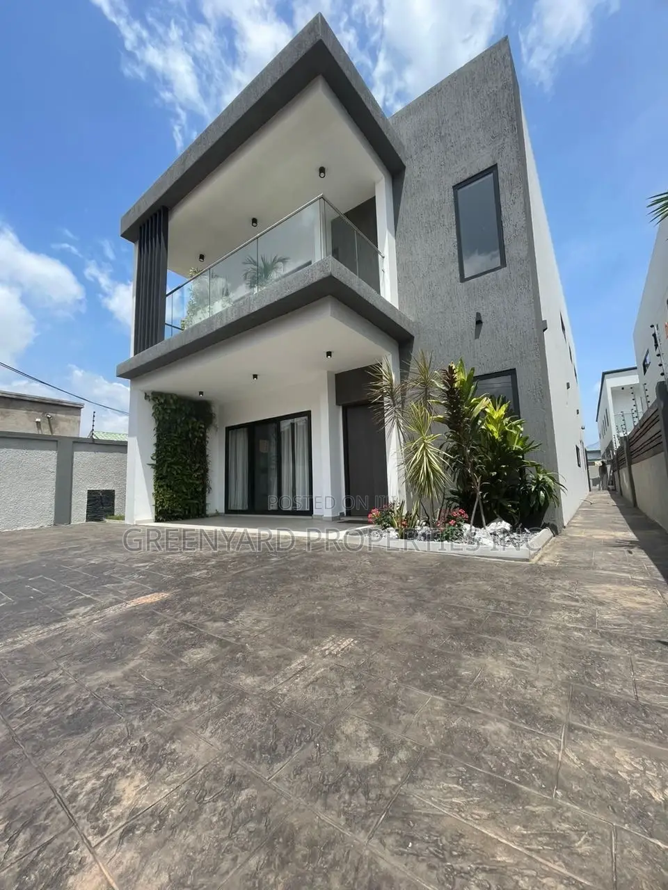 Furnished 4bdrm House in Adjiringanor, East Legon for rent