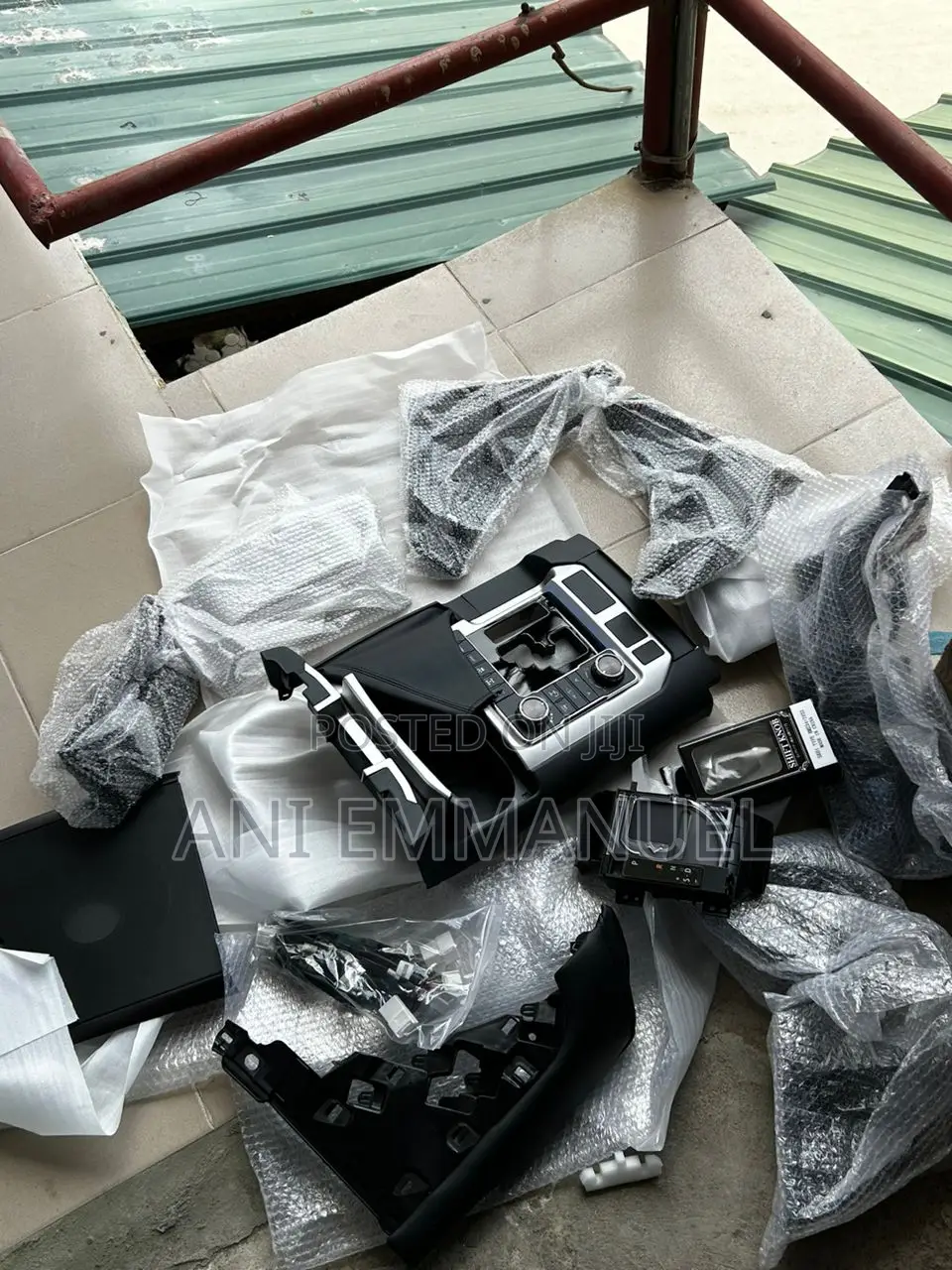 Toyota Landcruiser Interior Radio Upgrade Kits