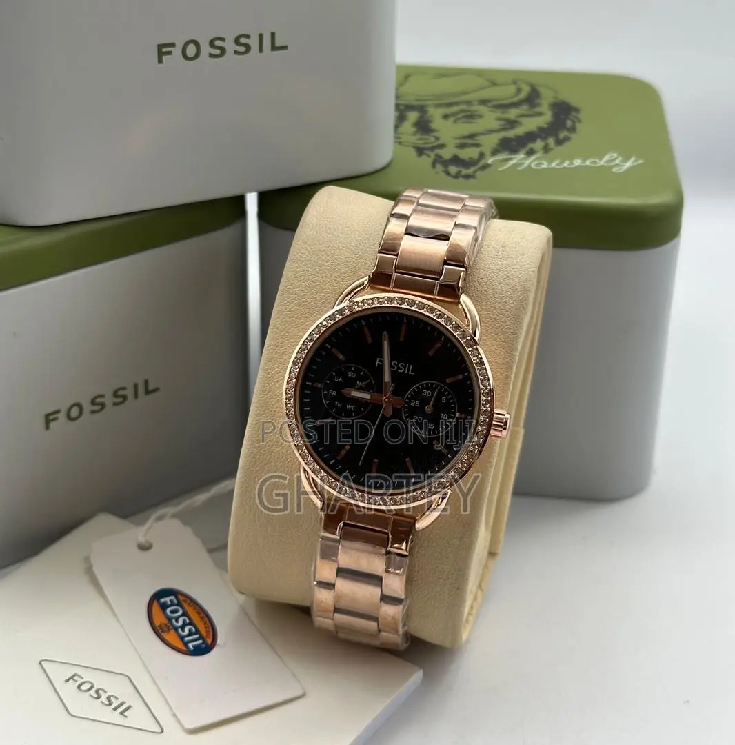 Analog Fossil Watches for Women