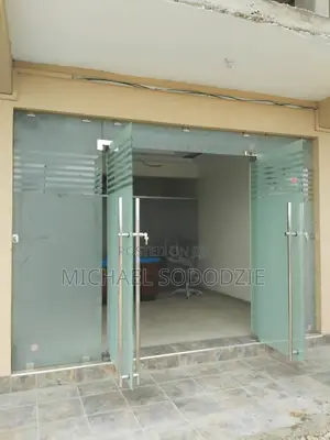 Glass Door With Fix