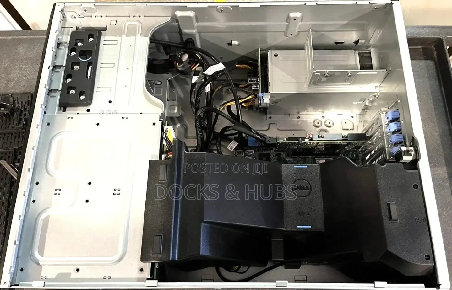 Server Dell PowerEdge T330 64GB Intel Xeon HDD+SSD 4T