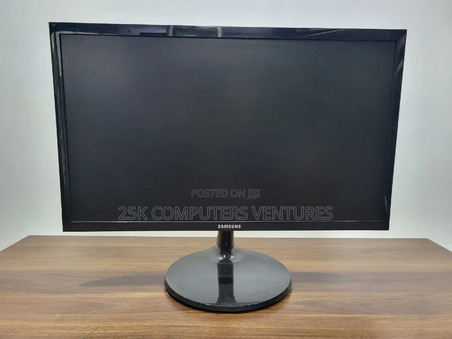 Samsung S22f350fhu 22′′ Full Hd Led Monitor 1920×1080 5 Ms Hdmi Vga