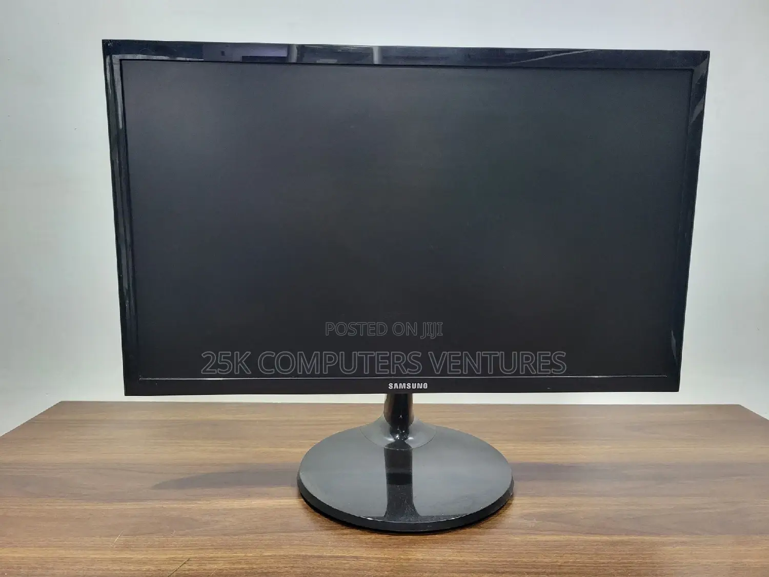 Samsung S22f350fhu 22′′ Full Hd Led Monitor 1920×1080 5 Ms Hdmi Vga