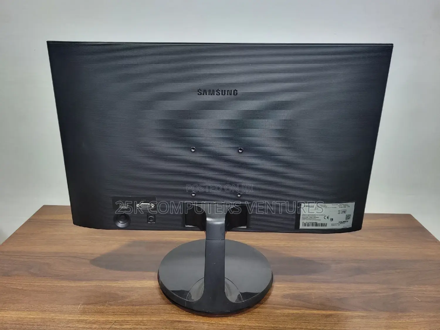 Samsung S22f350fhu 22′′ Full Hd Led Monitor 1920×1080 5 Ms Hdmi Vga