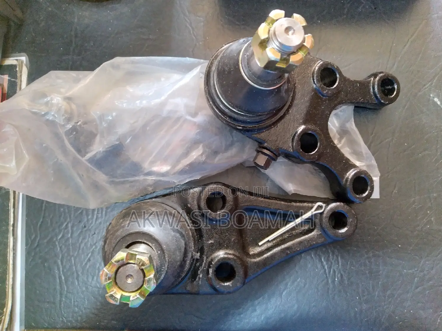 Mitsubishi Pajero, Montero Lower Ball Joint